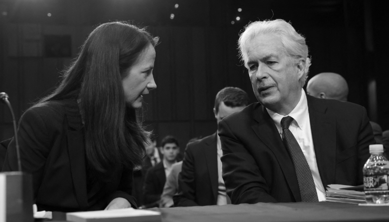 La directrice de l'ODNI, Avril Haines, et le directeur de la CIA, William Burns, lors d'une audition au sénat américain en mars 2022.
