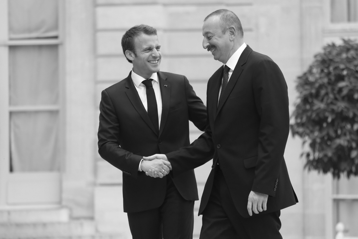 Si Ilham Aliyev a déjà rendu visite à Emmanuel Macron à Paris, ce dernier a annulé sa venue à Bakou.