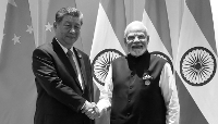 Le président chinois Xi Jinping et le premier ministre indien Narendra Modi à New Delhi, le 12 septembre 2026.