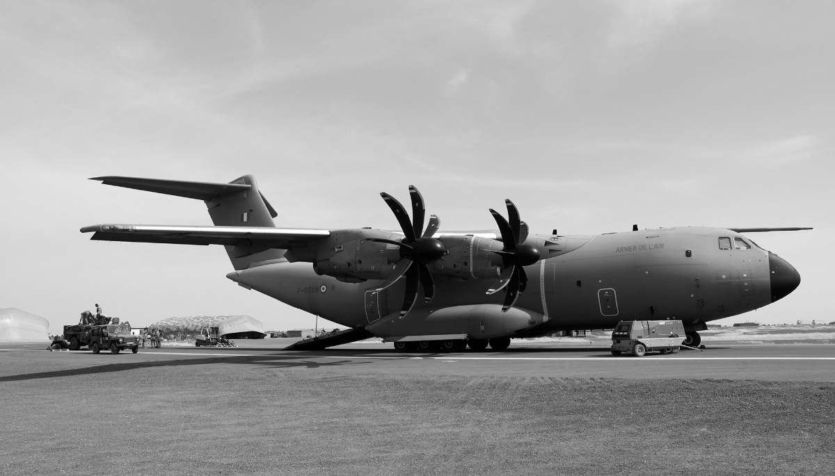 Un Airbus A400M Atlas de l'armée de l'air française sur la base militaire de Gao, au Mali, le 5 décembre 2021.