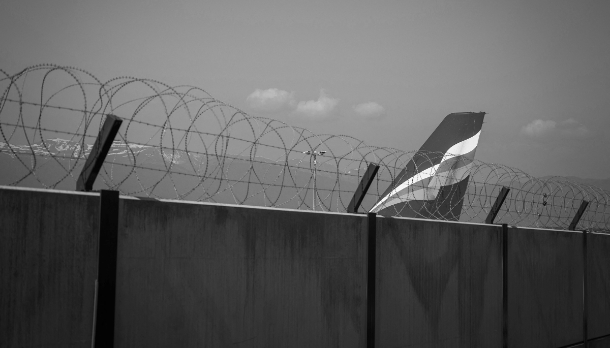 En raison des sanctions imposées à la Russie suite à l'invasion de l'Ukraine, la compagnie aérienne russe Aeroflot cherche à obtenir des pièces de rechange par tous les moyens nécessaires.