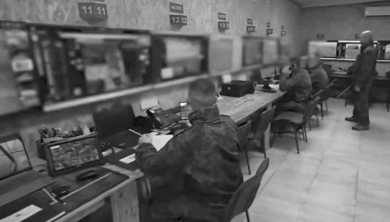 Poste de commandement d'une brigade d'infanterie russe où l'on voit les trois outils déployés, Astra, Glaz et Grozna.