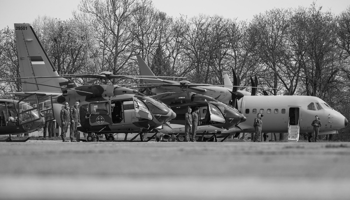 L'aéroport militaire de Batajnica, en Serbie, le 31 mars 2024. Cette base aérienne doit accueillir les futurs avions Rafale achetés par Belgrade.