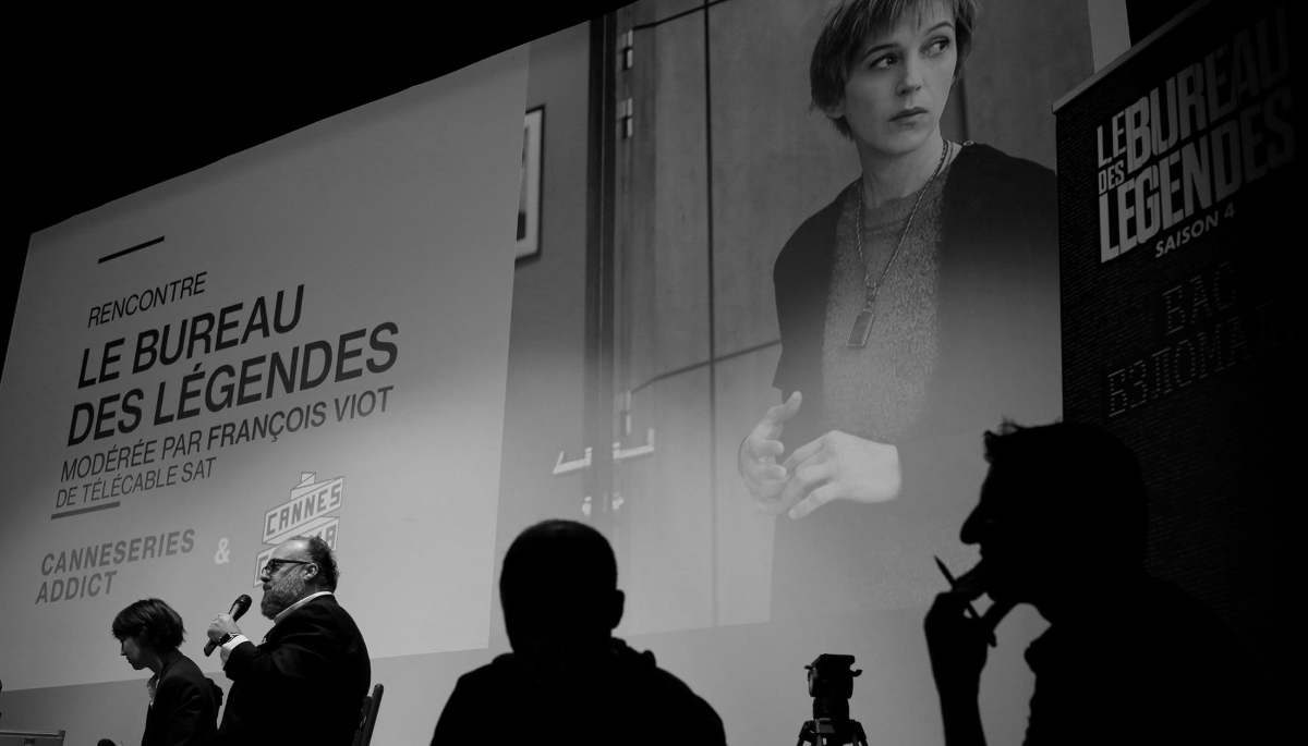 Le producteur Alex Berger lors d'une rencontre consacrée à la série Le Bureau des légendes, le 7 avril 2018.