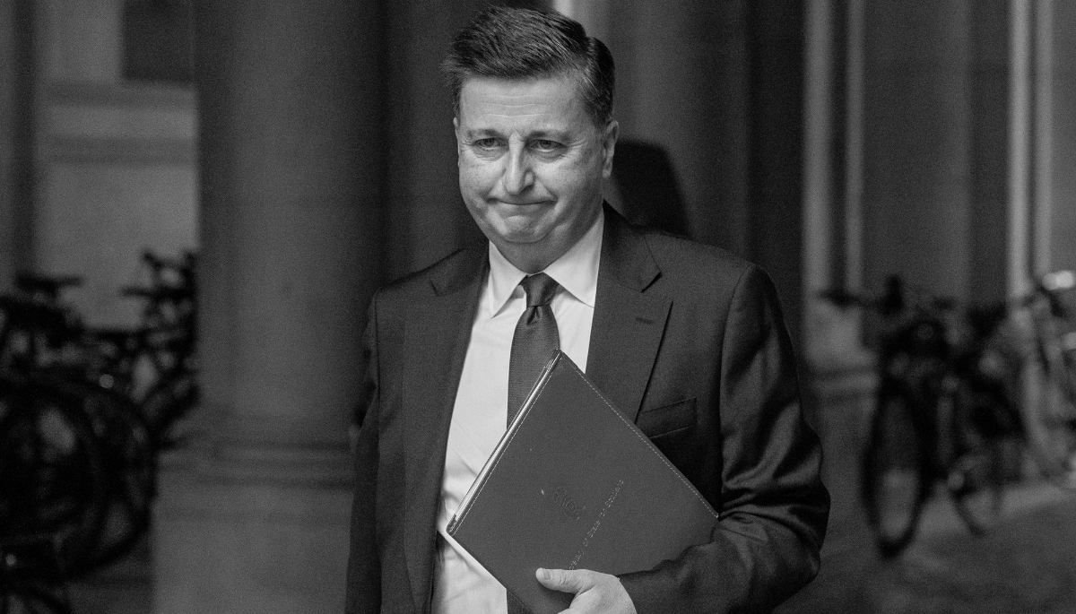 Le ministre d’État Douglas Alexander a récemment déclaré aux parlementaires britanniques qu'étant donné la nature des exportations vers l'Ukraine, l'Export Control Joint Unit était confronté à des évaluations plus longues.