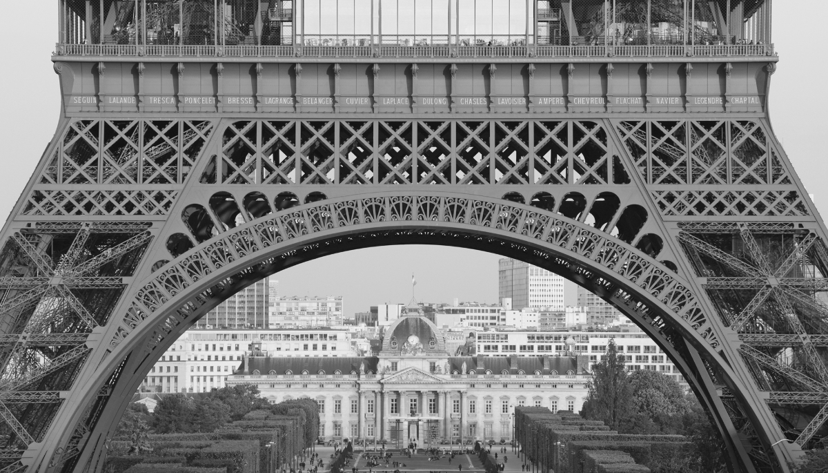 Le Collège du renseignement en Europe est abrité au sein de l'École militaire à Paris.
