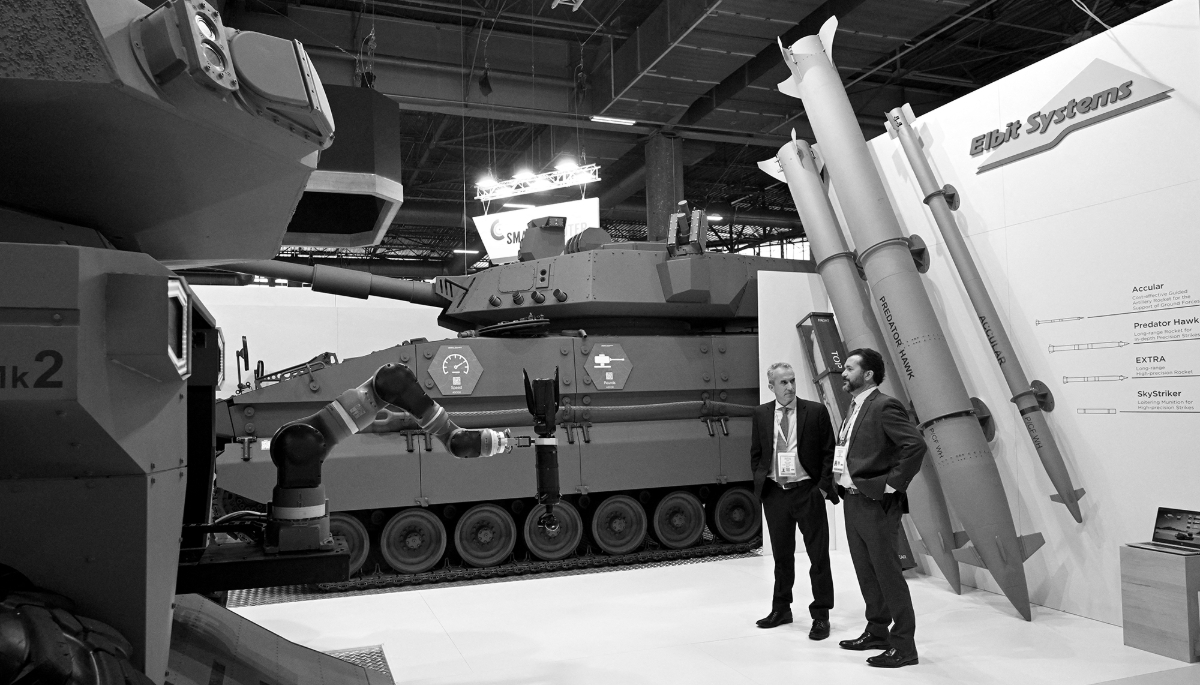 Le stand d'Elbit Systems au salon Eurosatory, à Villepinte, au nord de Paris, le 13 juin 2022.