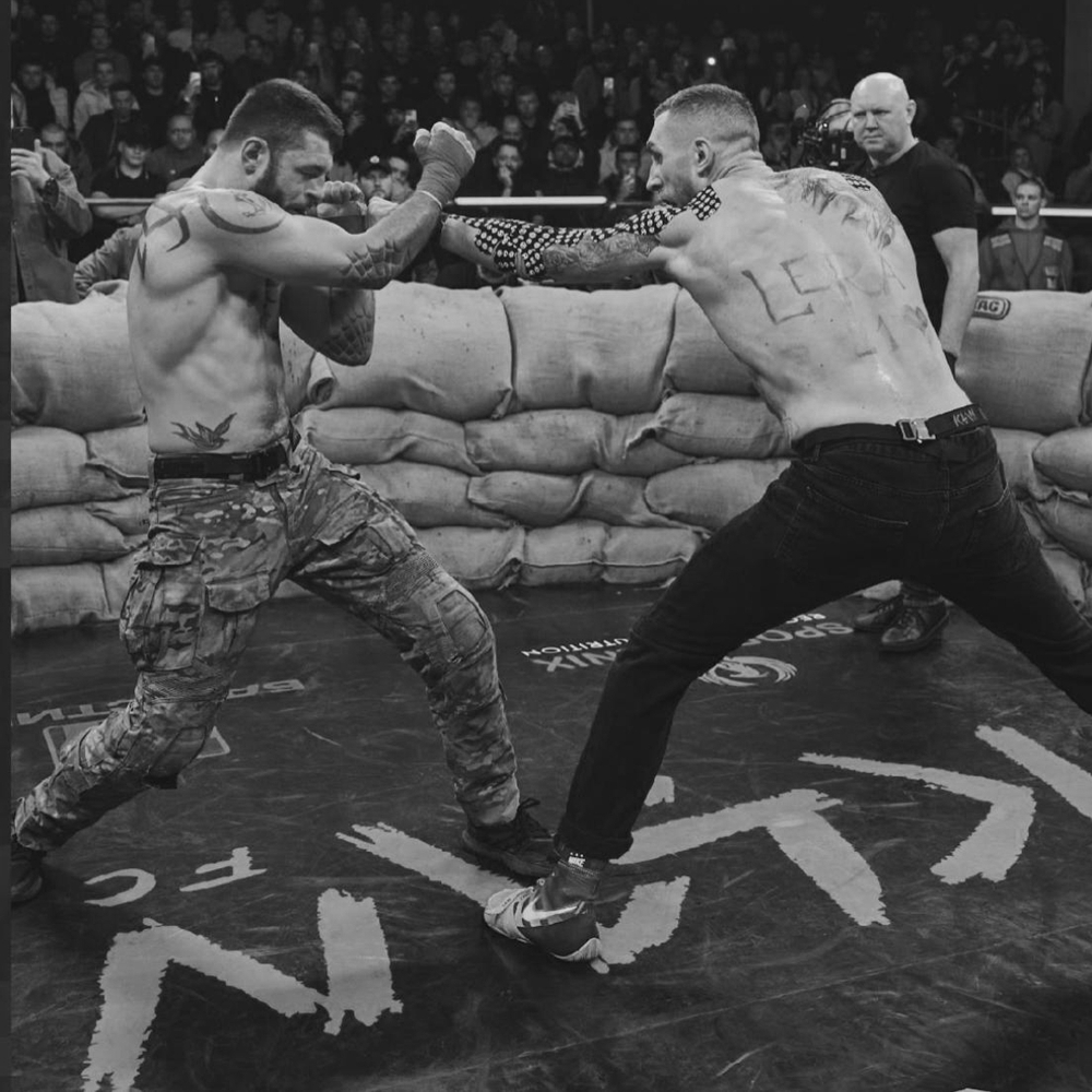 Match opposant un agent du GUR à un combattant étranger à Kiev, octobre 2026.