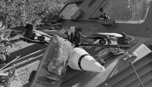 Un drone First-Person View (FPV) de la start-up toulousaine Hautronix.