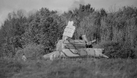 Leurre gonflable 2K22 Tunguska lors d'un exercice militaire en Angleterre. Le russe Rusbal produit désormais des leurres gonflables dont l'enveloppe est traitée pour restituer une signature radar crédible.