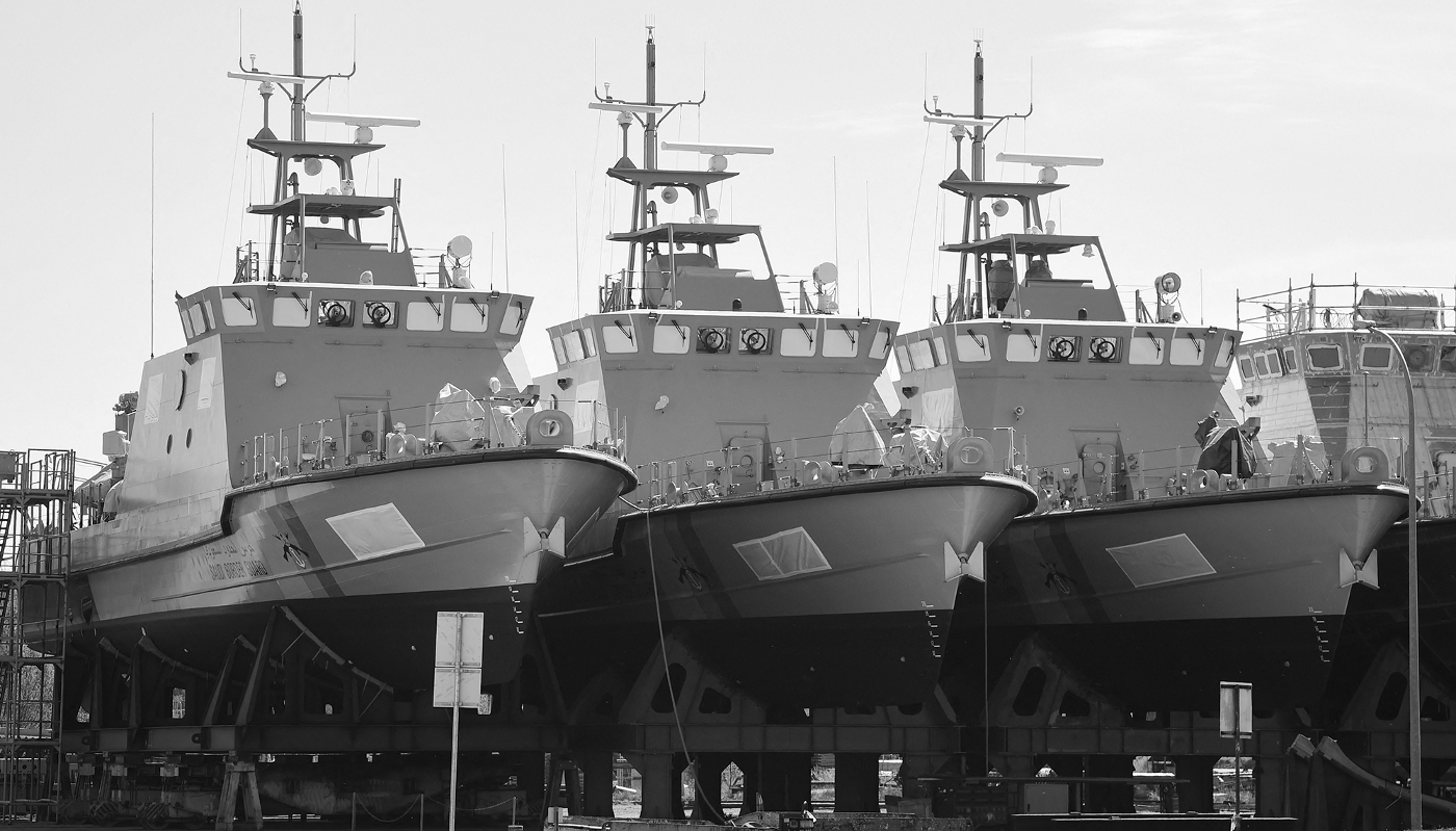 Les patrouilleurs destinés à l'Arabie saoudite immobilisés sur le chantier naval de Lürssen, suite à la mesure d'embargo, le 25 avril 2019.