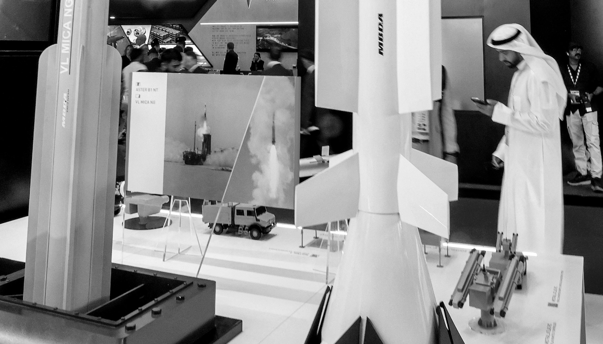 Vue du stand de MBDA au Dubai Airshow 2023, à Dubaï, le 14 novembre 2023.