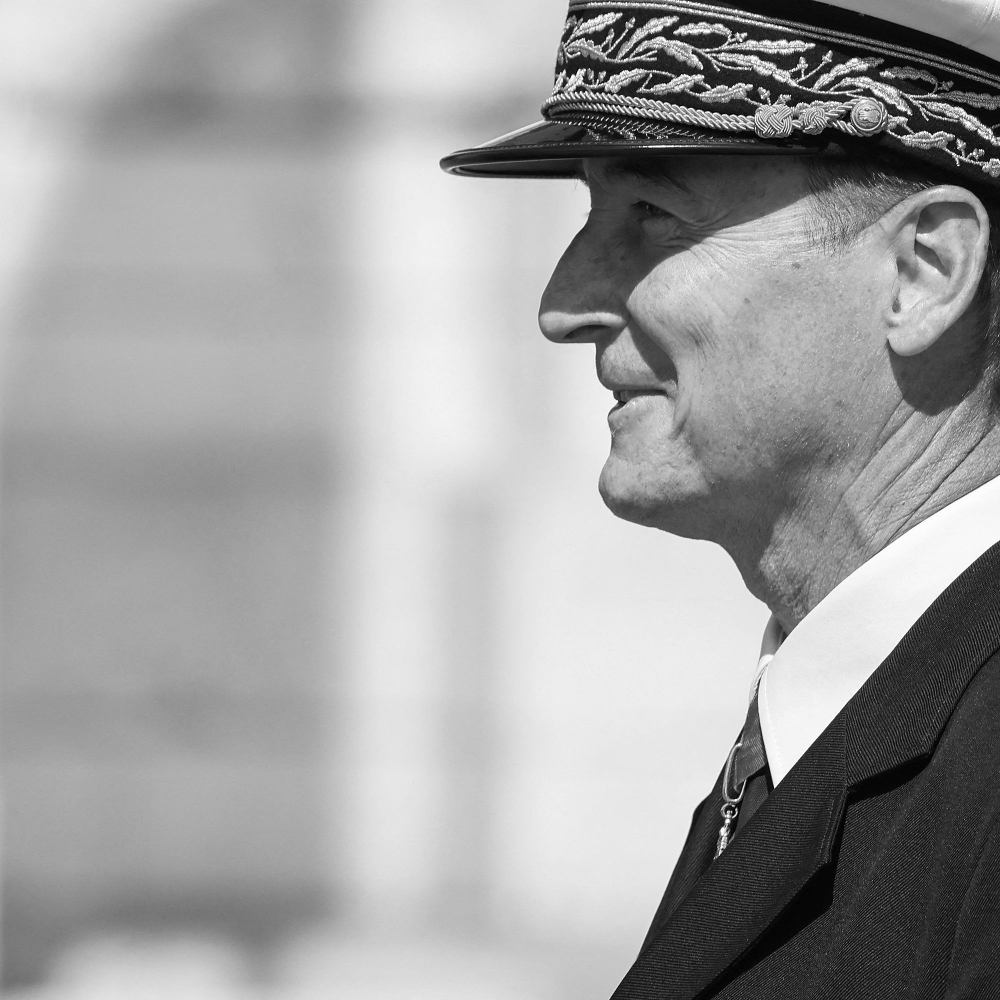 Le général français Fabien Mandon, à Paris, le 8 mai 2026.