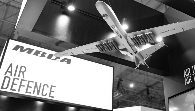 Le stand du fabricant MBDA au salon aéronautique de Dubaï 2025.