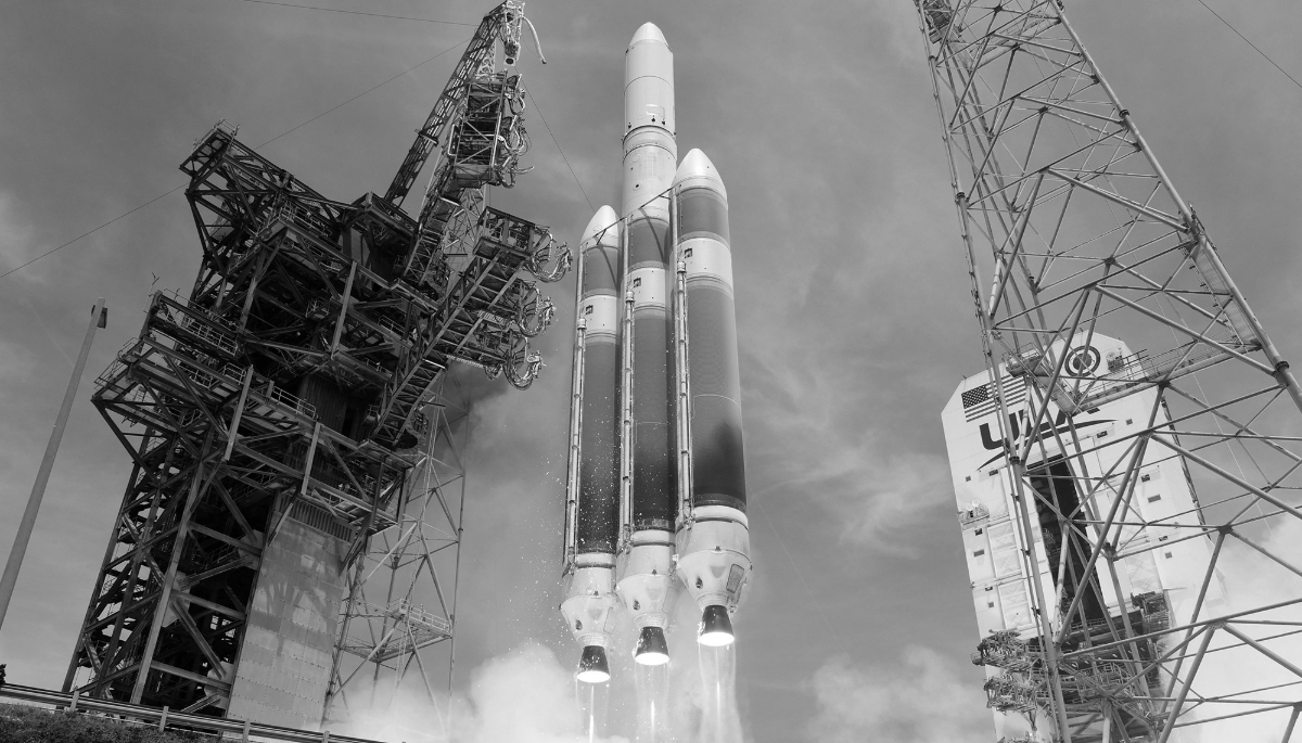Lancement d'une fusée depuis la station spatiale de Cap Canaveral (Floride) transportant un satellite espion classifié pour le National Reconnaissance Office (NRO), le 9 avril 2024.