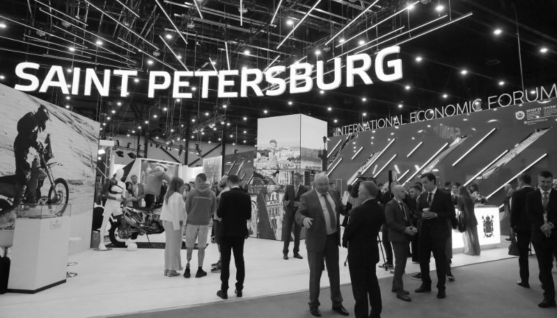 C'est à l'occasion du Forum économique international de Saint-Pétersbourg (SPIEF), en juin, que le trader pakistanais Murtaza Lakhani, a déclaré vouloir poursuivre sa relation d'affaires avec la Russie.