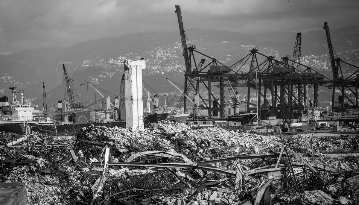 Vue du port de Beyrouth le 10 janvier 2024, avec les dégâts de l'explosion de 2020.