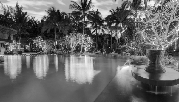L'agréable piscine du Tropical Resort de Phuket.