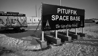 La base spatiale américaine de Pituffik, au Groenland, parée pour la visite du vice-président américain J.D. Vance, le 28 mars 2025.