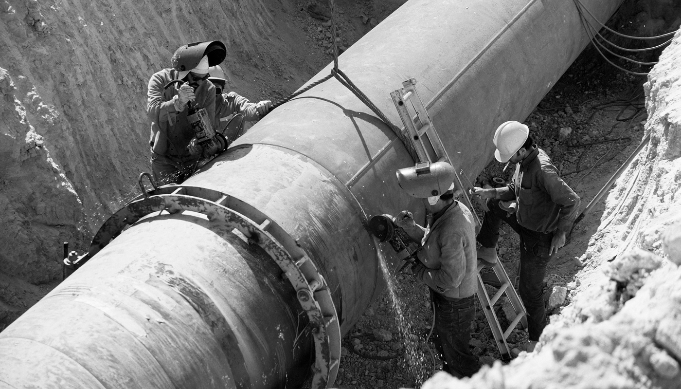 Opération de maintenance sur un gazoduc en Arabie saoudite, septembre 2015.