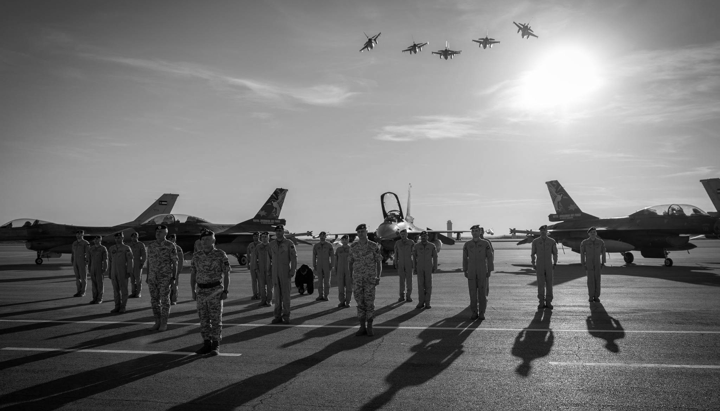 Des F-16 de la Royal Jordanian Air Force sur la base aérienne Muwaffaq Salti.
