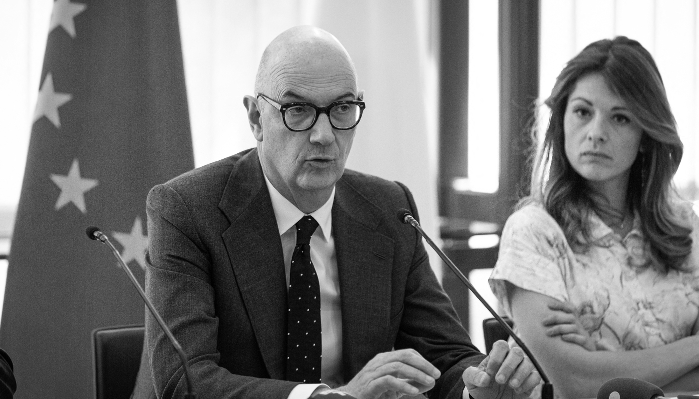 Le ministre français de l'économie et des finances, Roland Lescure, le 9 avril 2026, à Bercy, Paris.