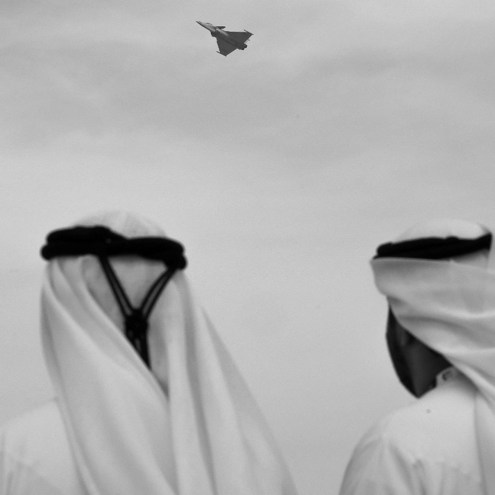 Un avion de combat Rafale au Dubai Airshow en 2025.