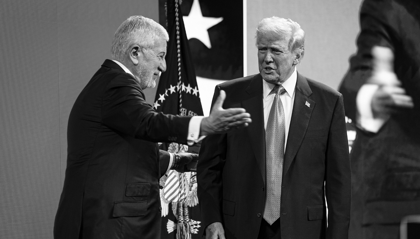 Richard Attias et le président américain Donald Trump lors du Future Investment Initiative à Miami, le 19 février 2025.