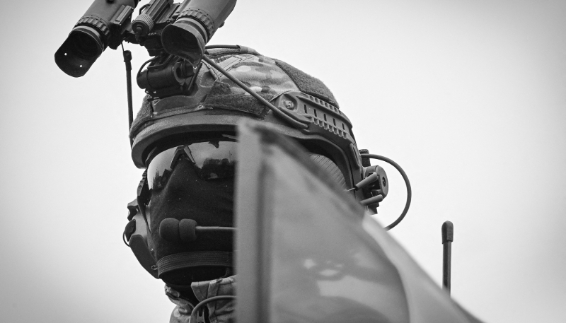 Un soldat des forces armées roumaines.