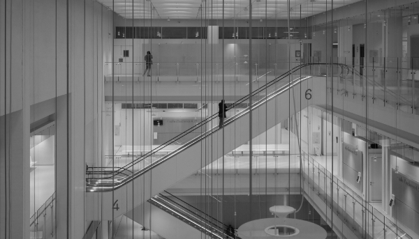 Le tribunal correctionnel de Paris.