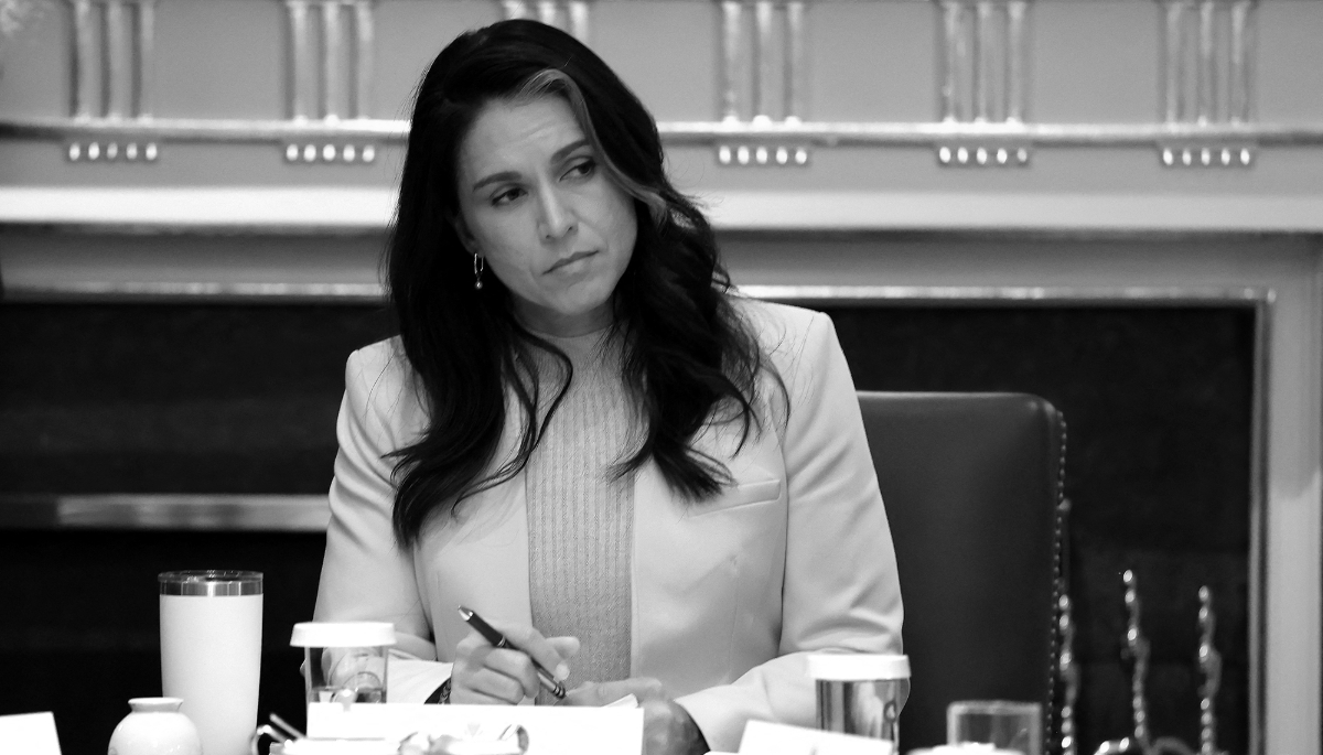 La directrice du renseignement national américain, Tulsi Gabbard, à la Maison blanche, le 9 octobre 2025.
