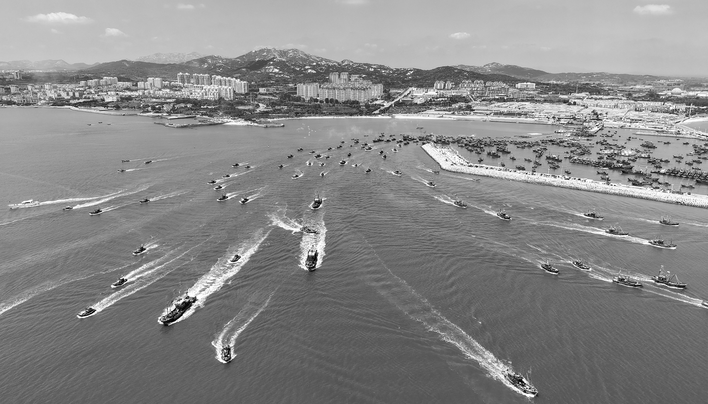 Vue du port de Rizhao, dans la province chinoise du Shandong, donnant sur la mer Jaune, le 1er septembre 2025.
