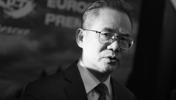 L'ambassadeur de Chine au Royaume-Uni, Zheng Zeguang, à la première européenne de Dongji Rescue à l'Odeon Leicester Square, à Londres, le 15 août 2025.