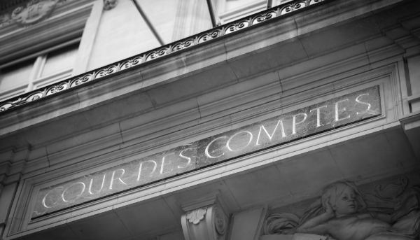 La Cour des comptes. 