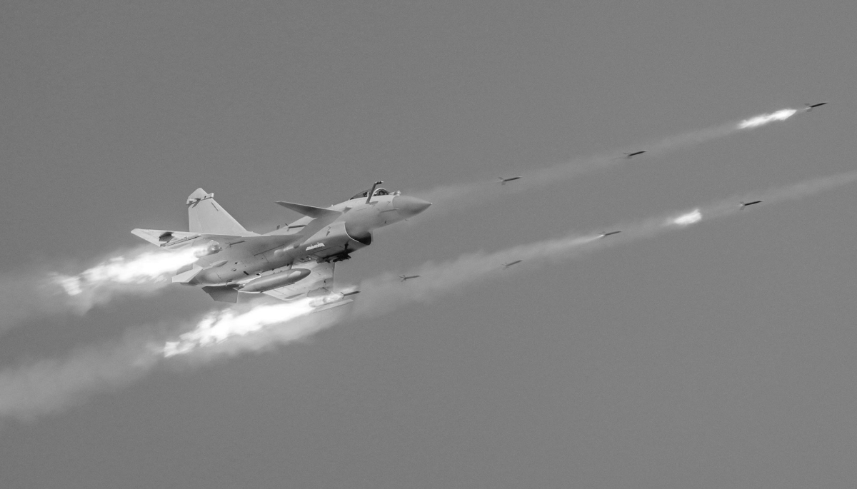 Un avion de chasse J-10