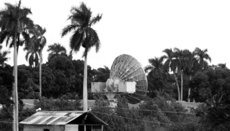 Photo d'archive du 13 décembre 2000 de la station d'écoute secrète russe de Lourdes, située à environ 30 km au sud de La Havane (Cuba).