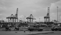 Le port de Lomé, au Togo, où le cargo battant pavillon russe et sous sanctions Mikhail Britnev a jeté l'ancre le 9 juillet 2026.