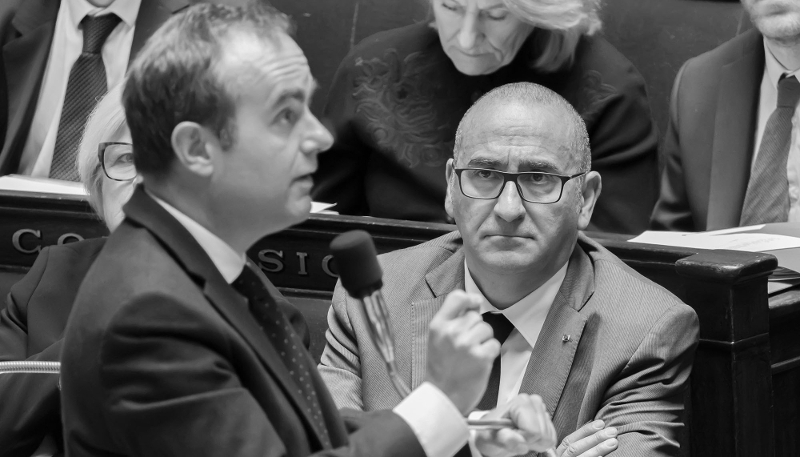 Le premier ministre Sébastien Lecornu et le ministre de l'intérieur Laurent Nuñez à l'Assemblée nationale (Paris) le 14 avril 2026.