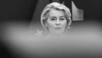 La présidente de la Commission européenne, Ursula von der Leyen, à Bruxelles, le 13 juillet 2026.