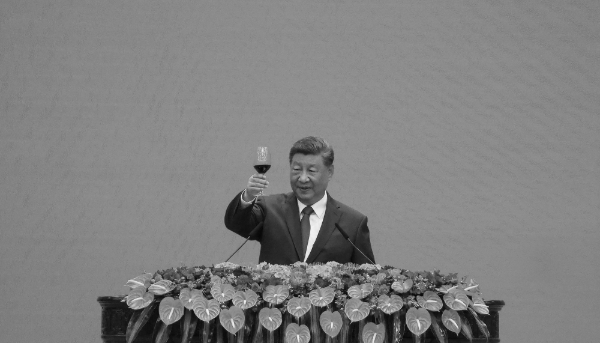 Le président chinois Xi Jinping lors d'une réception au Grand Hall du Peuple à Pékin, le 3 septembre 2025. 