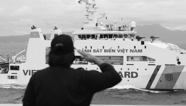 Un bateau des garde-côtes vietnamiens lors d'un exercice maritime en mer de Chine méridionale, le 9 août 2024.