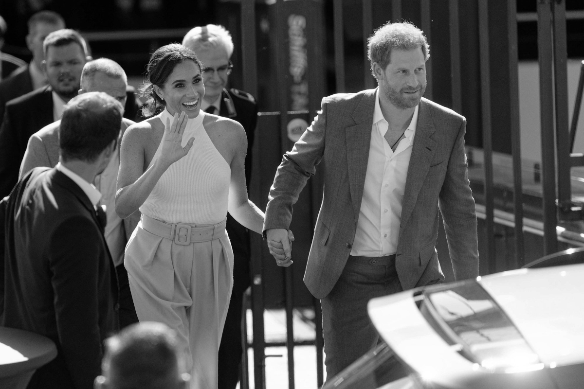 Le prince Harry et son épouse Meghan Markle, lors de leur visite à Düsseldorf afin de promouvoir les Invictus Games.