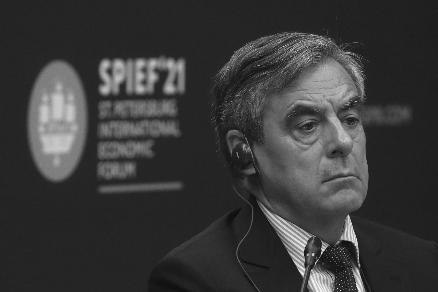 L'ancien premier ministre français François Fillon au 24e Forum économique international de Saint-Pétersbourg (SPIEF 2021) le 4 juin 2021.