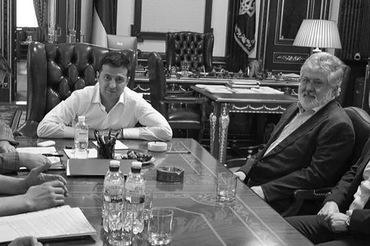 Le président ukrainien Volodymyr Zelensky rencontre le magnat Igor Kolomoisky (à droite) à Kiev, le 10 septembre 2019.