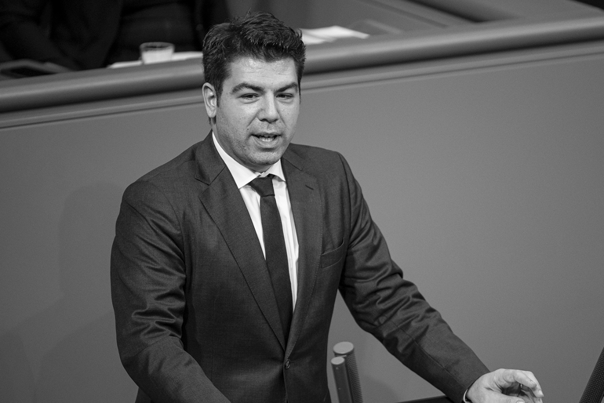 Thomas Hitschler, secrétaire d'Etat auprès de la ministre de la défense Christine Lambrecht.