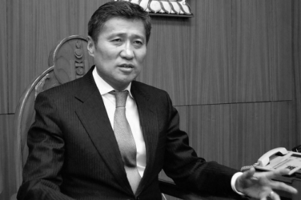 L'ancien premier ministre de la Mongolie Sükhbaataryn Batbold, en 2012.