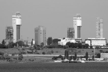 Vue des installations chimiques du port d'Odessa.