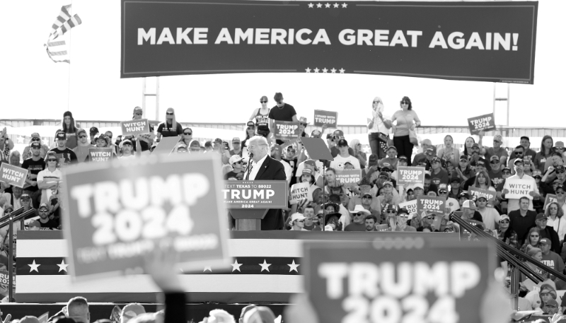 L'ancien président américain Donald Trump lors d'un rassemblement 'Make America Great Again' au Texas, le 25 mars 2023.
