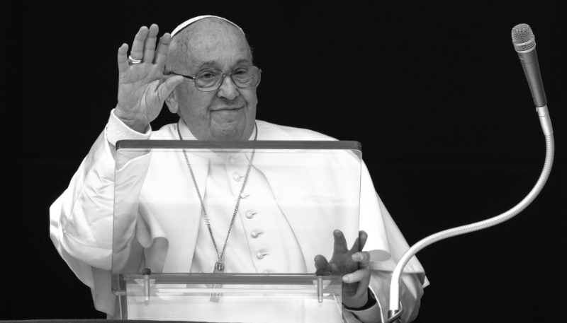 Le pape François au Vatican, le 17 mars 2024.