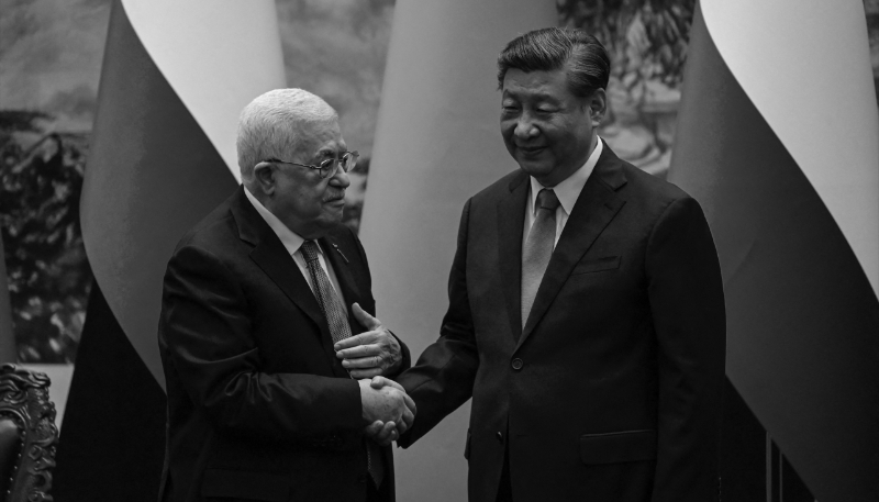 Xi Jinping et le président de l'Autorité palestinienne, Mahmoud Abbas, le 14 juin 2023, à Pékin.